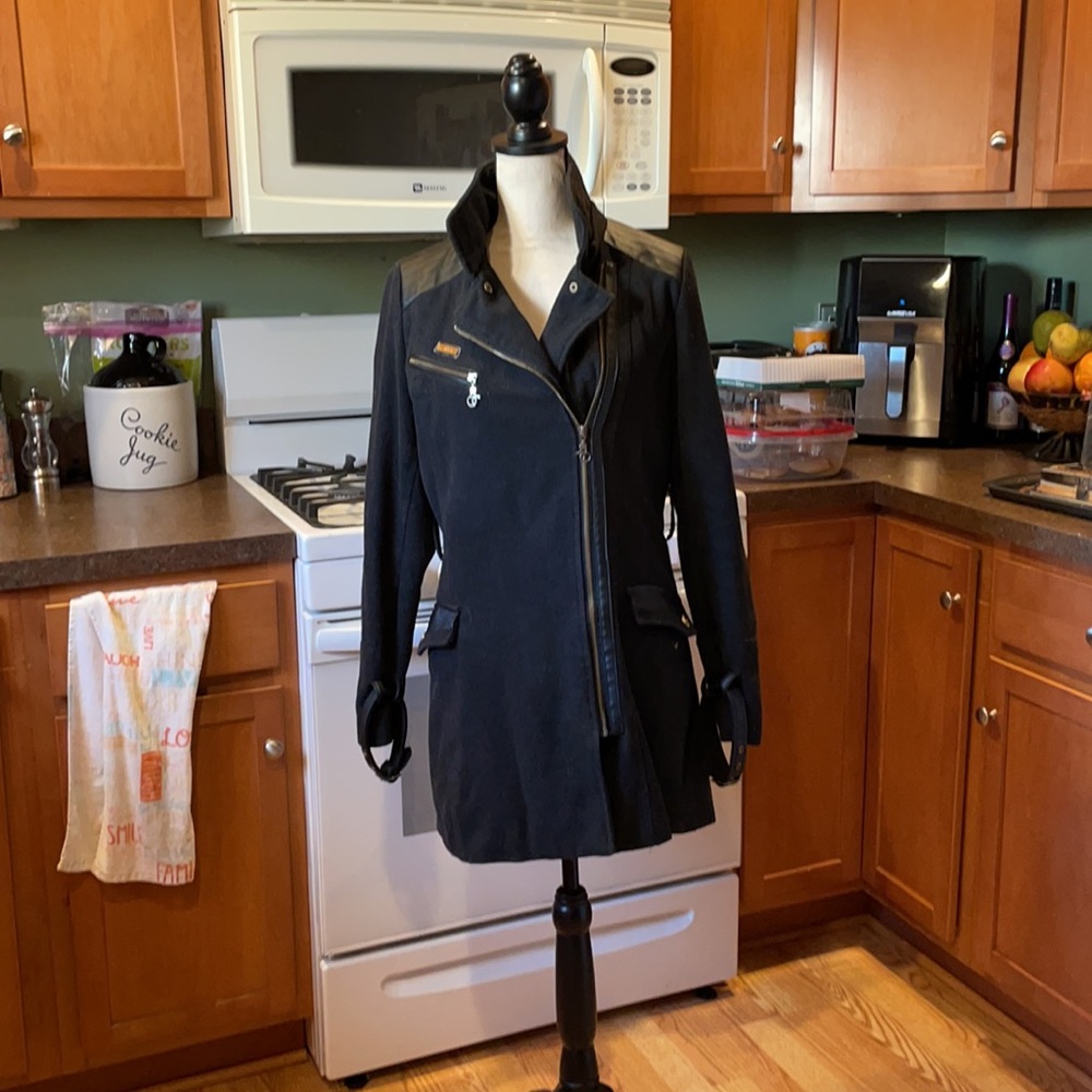🔥MAKE OFFER🔥Rocawear coat🔥